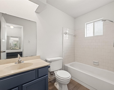 7523 La Place Drive - Photo Thumbnail 30