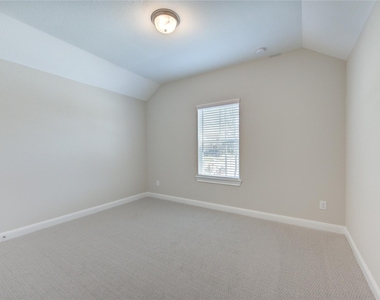 11123 Santiago River Lane - Photo Thumbnail 11