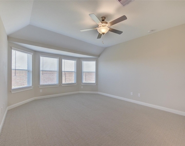 11123 Santiago River Lane - Photo Thumbnail 41