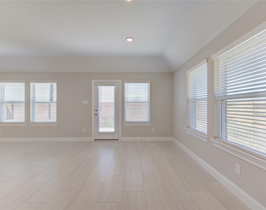 11123 Santiago River Lane - Photo Thumbnail 28