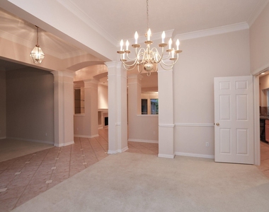 17222 Leeside Drive - Photo Thumbnail 5