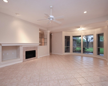 17222 Leeside Drive - Photo Thumbnail 7