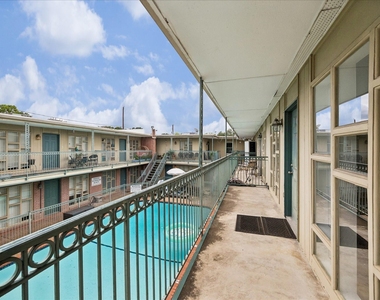 3502 Burlington Street - Photo Thumbnail 20