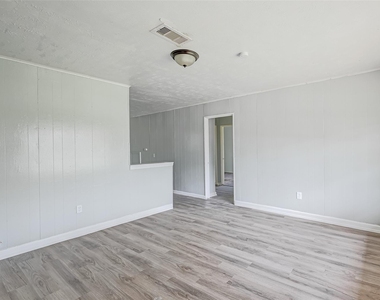 5315 Bellfort Court - Photo Thumbnail 6
