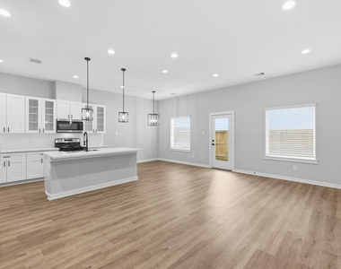 412 Stonework Landing Lane - Photo Thumbnail 3