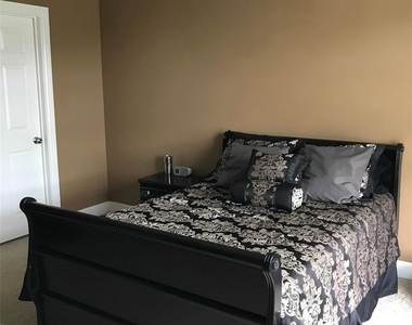 801 Luther Street W - Photo Thumbnail 9