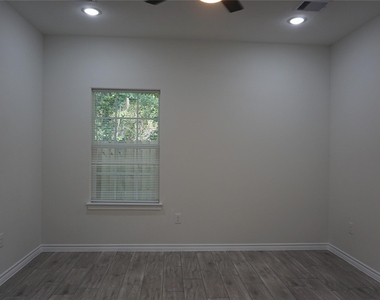 9866 Arbor Oak - Photo Thumbnail 11