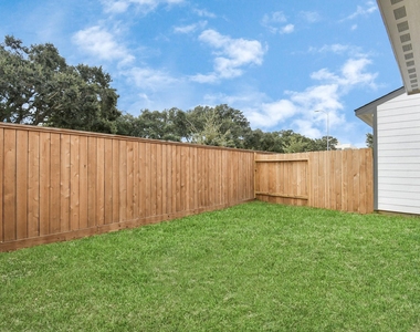 17129 White Acer Way - Photo Thumbnail 41
