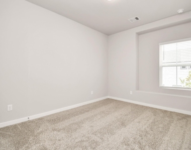 17129 White Acer Way - Photo Thumbnail 24
