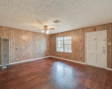 4905 Brinkley Street - Photo Thumbnail 4