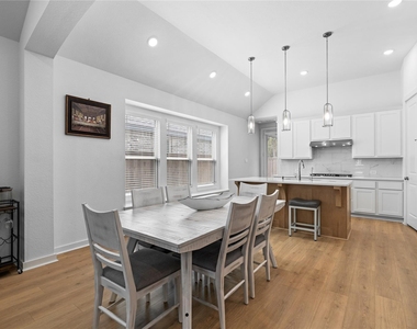 7478 Cattail Falls Lane - Photo Thumbnail 22