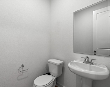 7478 Cattail Falls Lane - Photo Thumbnail 25