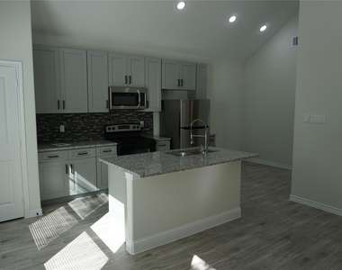 9864 Arbor Oak - Photo Thumbnail 3