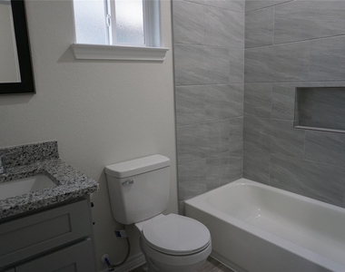 9864 Arbor Oak - Photo Thumbnail 15