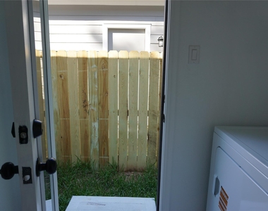 9864 Arbor Oak - Photo Thumbnail 22