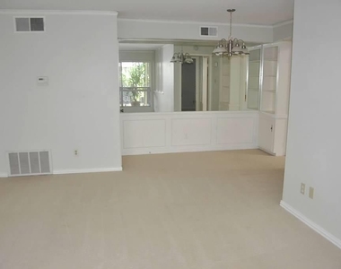 800 Post Oak Boulevard - Photo Thumbnail 2
