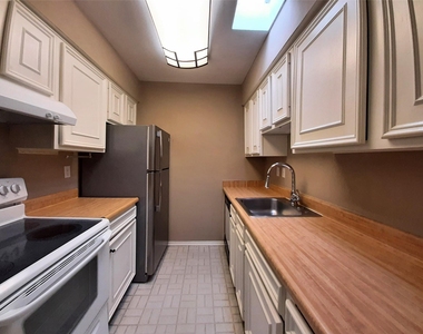 800 Post Oak Boulevard - Photo Thumbnail 3