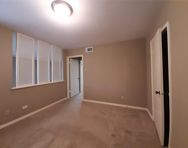 800 Post Oak Boulevard - Photo Thumbnail 6