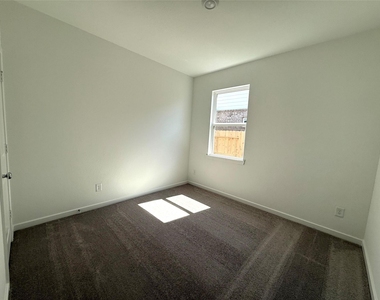 9730 Arrigoni Creek Drive - Photo Thumbnail 16