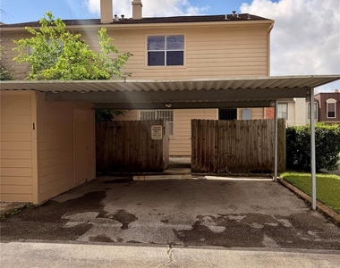 7700 Creekbend Drive - Photo Thumbnail 22