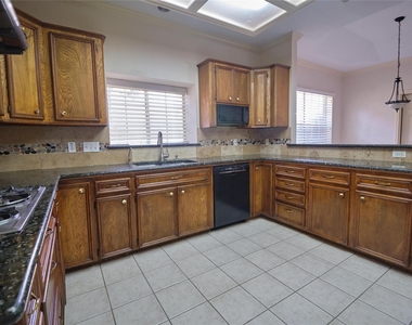 4511 Chestnut Meadow Drive - Photo Thumbnail 12