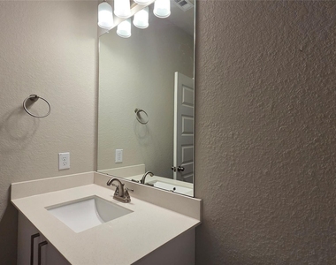 9773 Grosbeak Lane - Photo Thumbnail 15