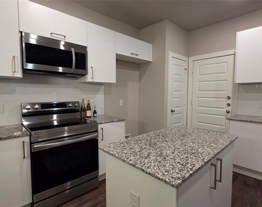 9773 Grosbeak Lane - Photo Thumbnail 9