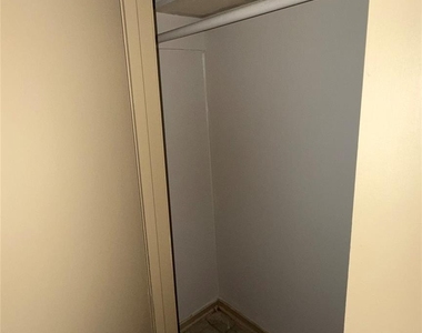1849 Richmond Avenue - Photo Thumbnail 5