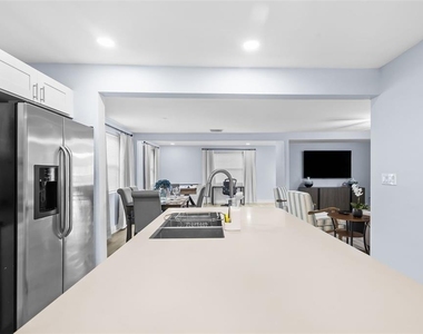 3708 N 56th Street - Photo Thumbnail 11