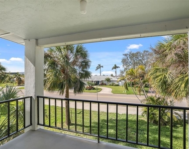 4420 37th Street S - Photo Thumbnail 5