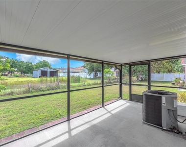 6760 Waterton Drive - Photo Thumbnail 25