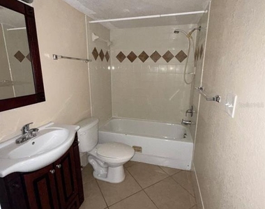 117 N Evergreen Avenue - Photo Thumbnail 6