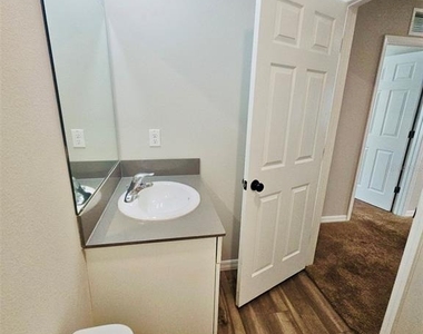 34436 Moonflower Avenue - Photo Thumbnail 15