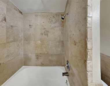 16 N San Remo Avenue - Photo Thumbnail 5