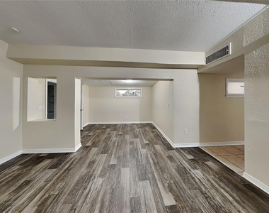 16 N San Remo Avenue - Photo Thumbnail 4