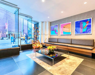 4th Avenue, New York, NY 10003 - Photo Thumbnail 6