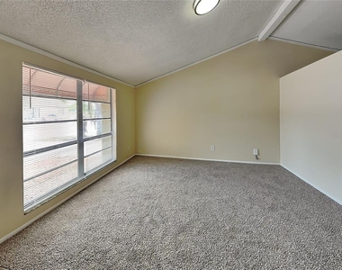 9515 Letterstone Court - Photo Thumbnail 6