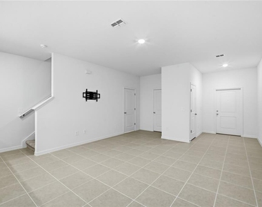 9864 Allendale Street - Photo Thumbnail 4