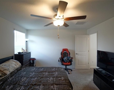 9904 Calypso Orchid Court - Photo Thumbnail 11