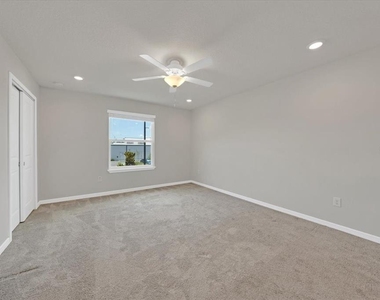 2906 Deer Pine Trail - Photo Thumbnail 21