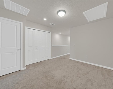 2906 Deer Pine Trail - Photo Thumbnail 28