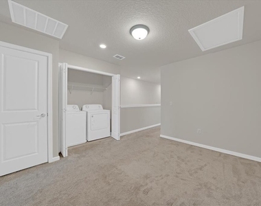 2906 Deer Pine Trail - Photo Thumbnail 34