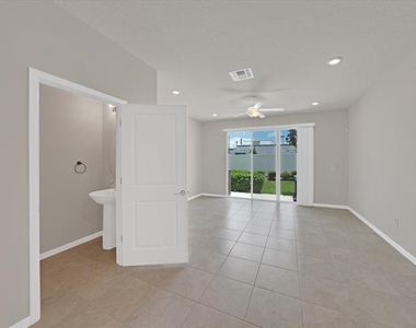 2906 Deer Pine Trail - Photo Thumbnail 15