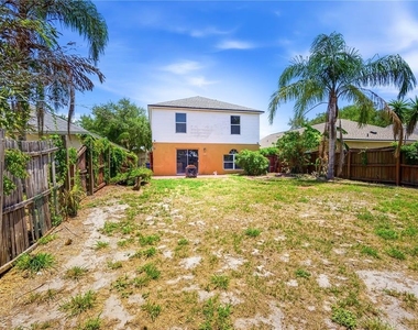 11535 Ivy Flower Loop - Photo Thumbnail 21