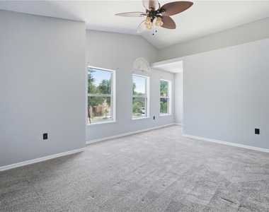 11535 Ivy Flower Loop - Photo Thumbnail 16