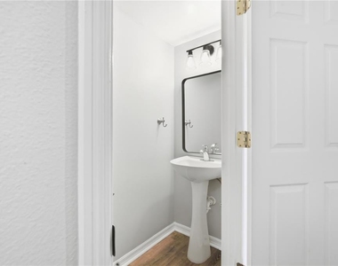 11535 Ivy Flower Loop - Photo Thumbnail 4