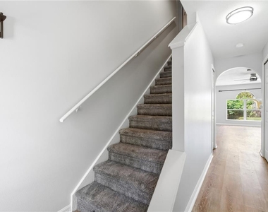 11535 Ivy Flower Loop - Photo Thumbnail 3