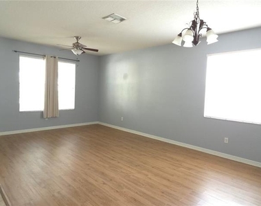 1115 Fennel Green Drive - Photo Thumbnail 17