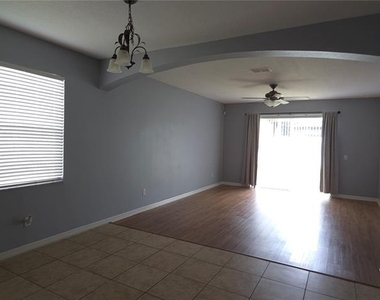 1115 Fennel Green Drive - Photo Thumbnail 5