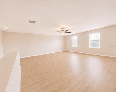 5462 Grays Harbor Court - Photo Thumbnail 2